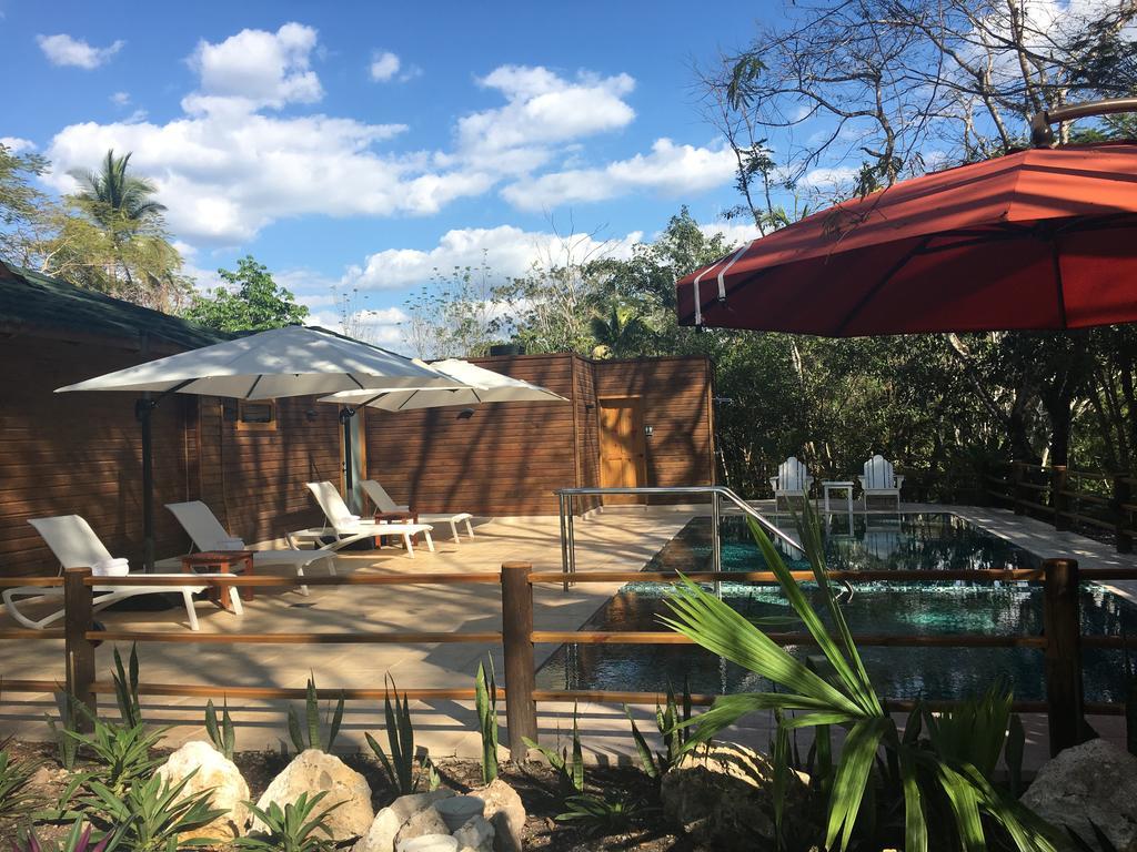 Las Lagunas Boutique Hotel Flores Exteriör bild