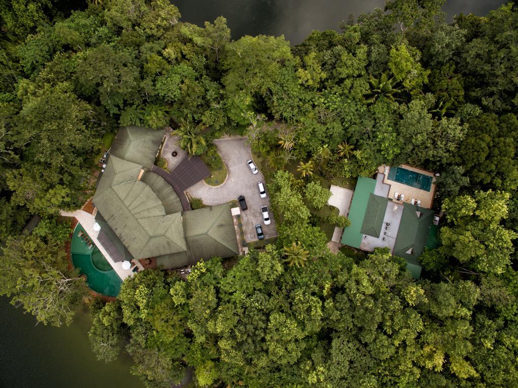 Las Lagunas Boutique Hotel Flores Exteriör bild