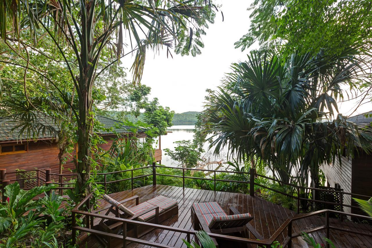 Las Lagunas Boutique Hotel Flores Exteriör bild