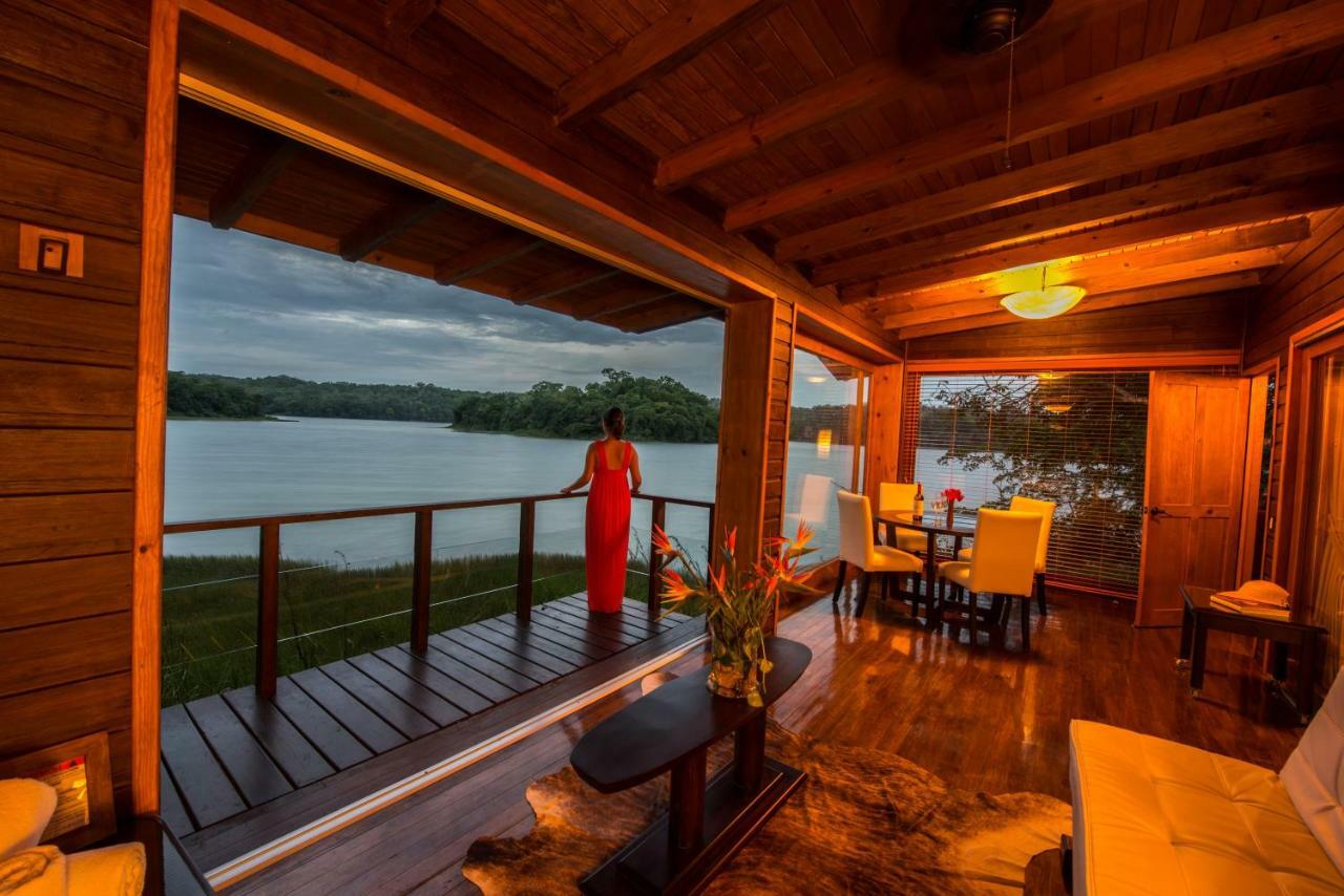 Las Lagunas Boutique Hotel Flores Exteriör bild